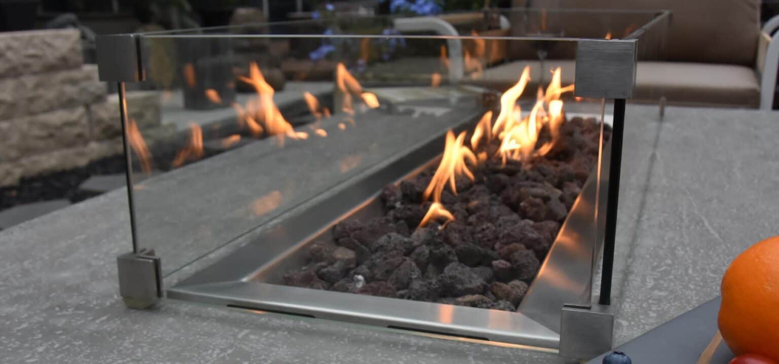 Elementi "Carrara" Marble Porcelain Fire Table Natural Gas Crackle